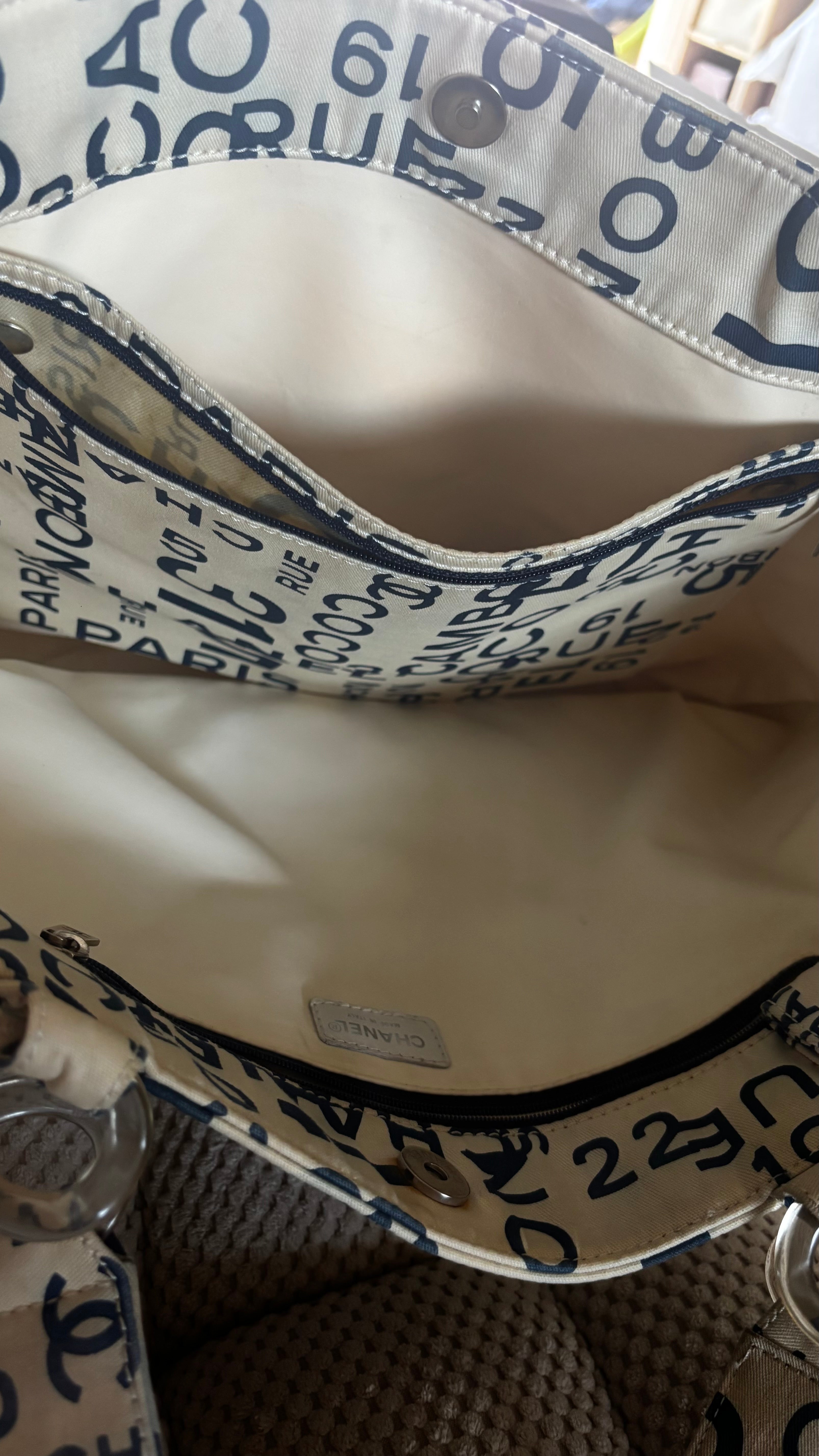 CHANEL 31 Rue Cambon Canvas Tote Bag 2002–2003 Vintage | Made in Italy