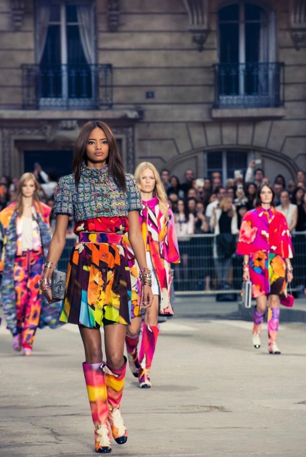 CHANEL – Ensemble haut & jupe en soie imprimée – Printemps-Été 2015 – Runway